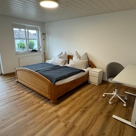 3 Zimmer Apartment Mit Flussblick - Self Check-In Eggenfelden Exterior photo